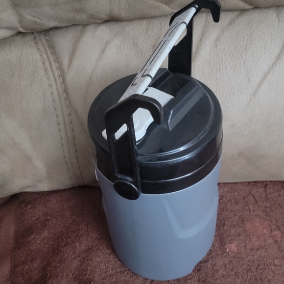 Igloo thermos, black & gray - Picture 3 of 3